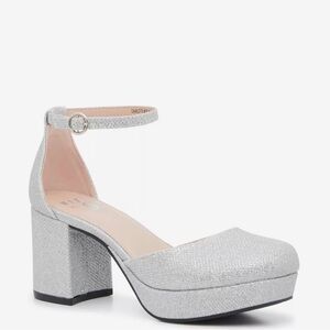 EUC Mix No. 6 Charlotte Pump in Silver Metallic size 10